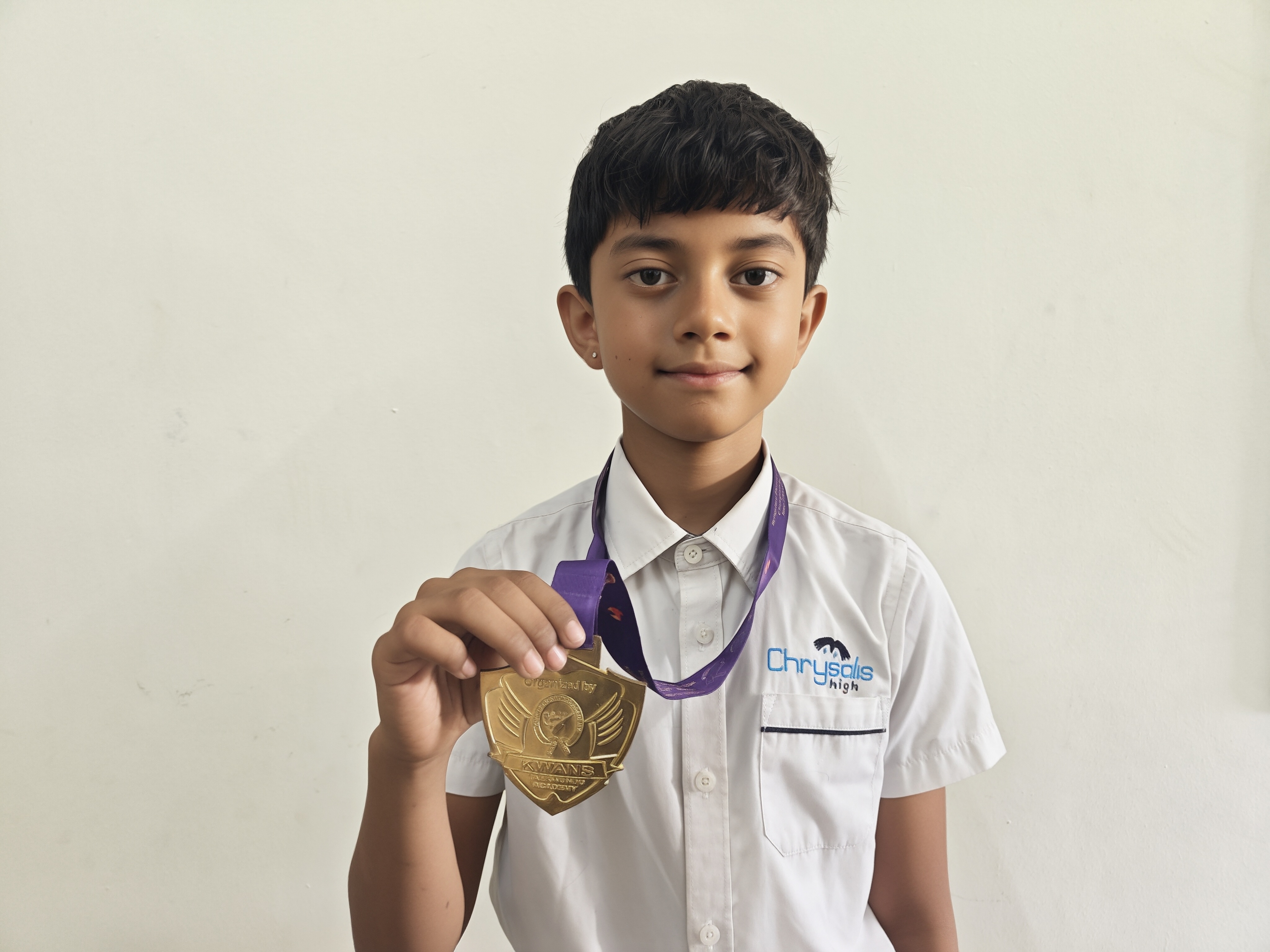 Karthik Somasundaram Proudly Wins the Sub-Junior Boys’ Gold Medal.